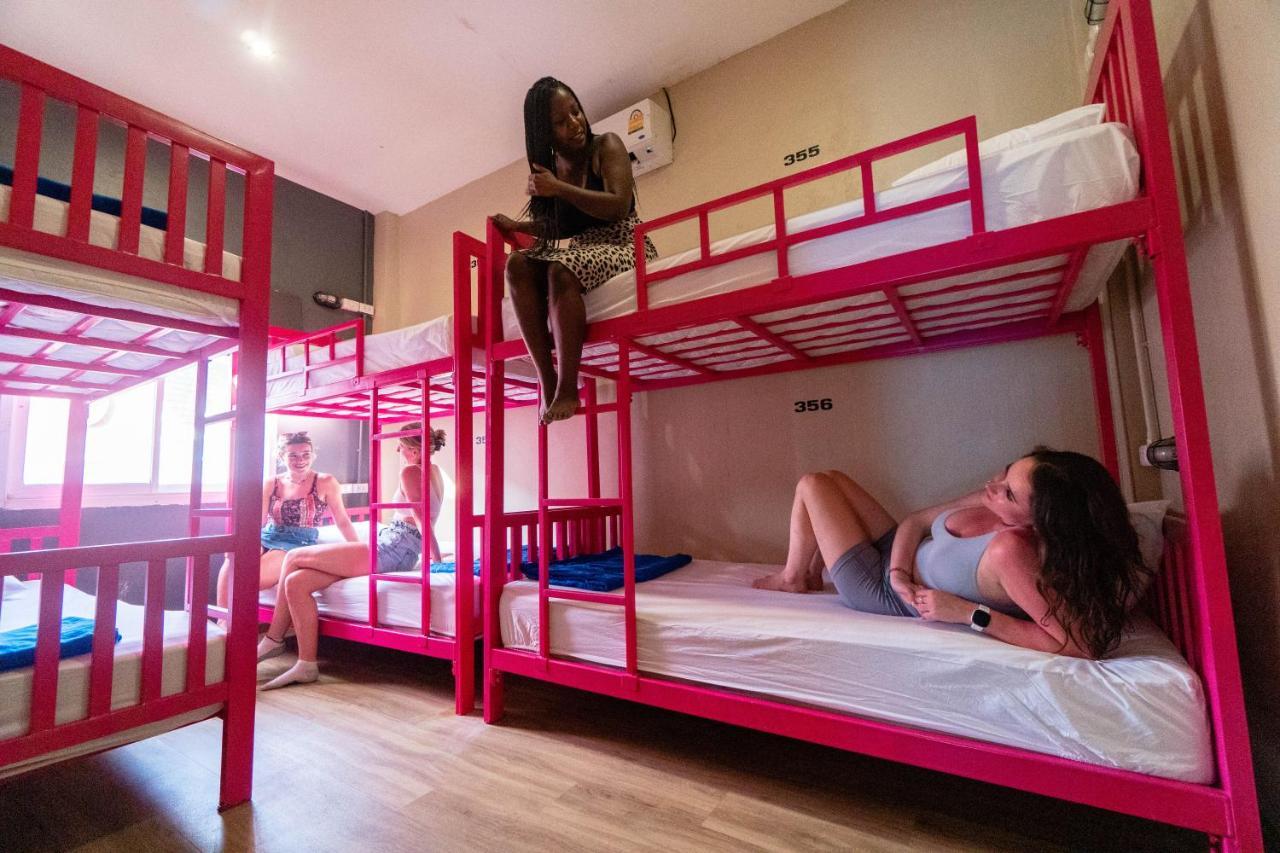 Slumber Party Bangkok Khaosan Hostel ภายนอก รูปภาพ